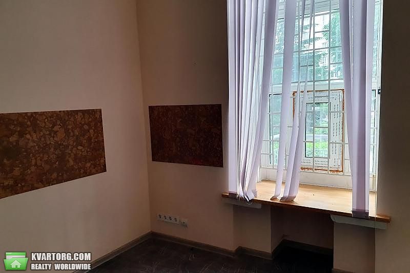Rent out office. Киев, Волынская — photo 2