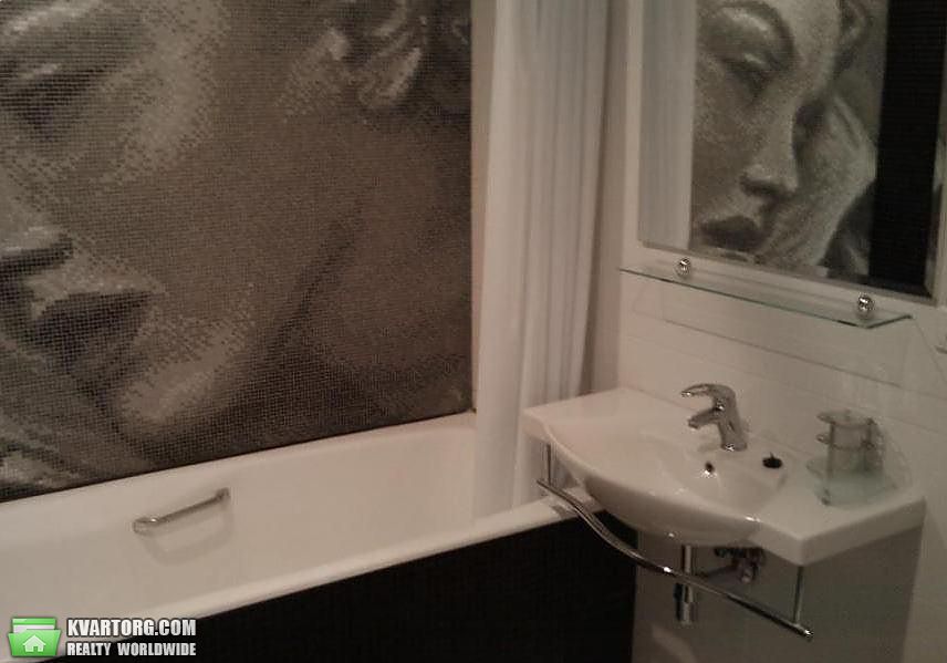 Rent out 3-room apartment. Киев,  Черновола — photo 7