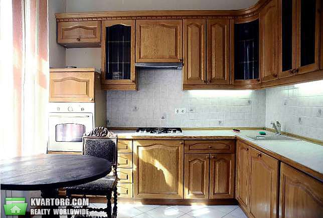 Rent out 2-room apartment. Киев,  Нижний Вал — photo 3