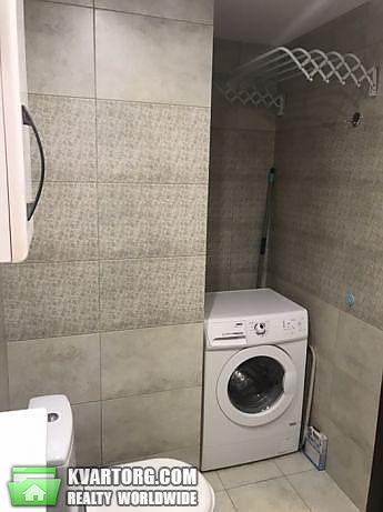 Rent out 2-room apartment. Киев, Ул. Леси Украинки — photo 4