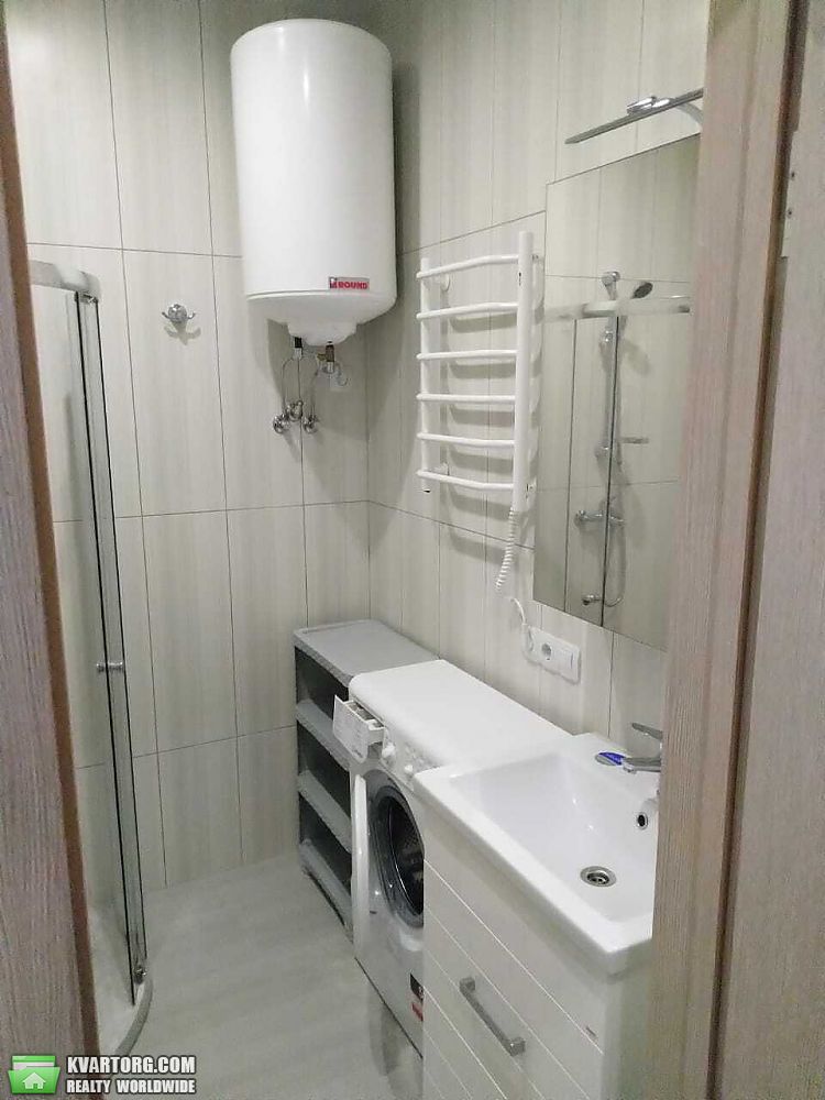 Rent out 1-room apartment. Киев, Промениста — photo 7