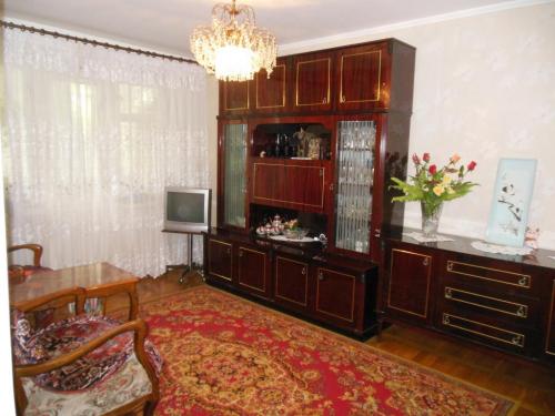 Rent out 2-room apartment. Одесса, Гайдара — photo 1