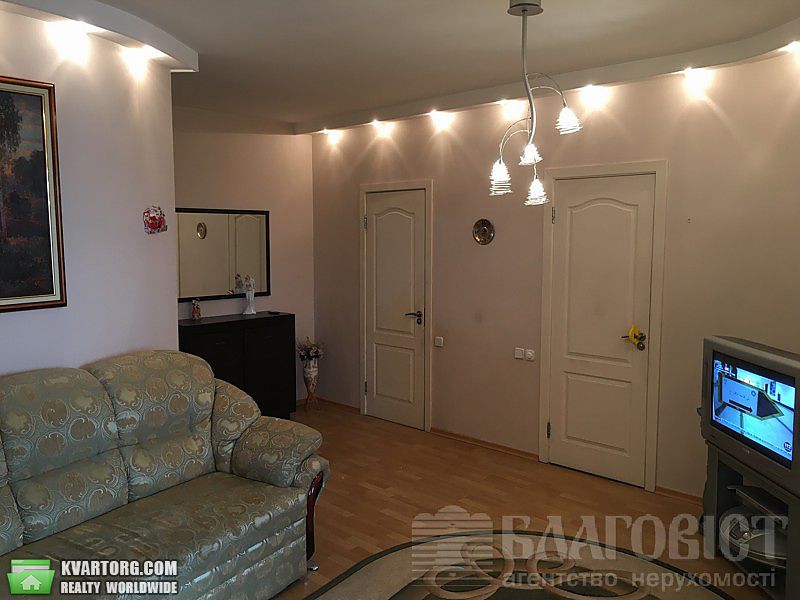 Sell 2-room apartment. Киев,  Ревуцкого — photo 4