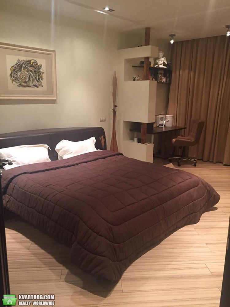 Rent out 2-room apartment. Киев,  Жилянская — photo 6