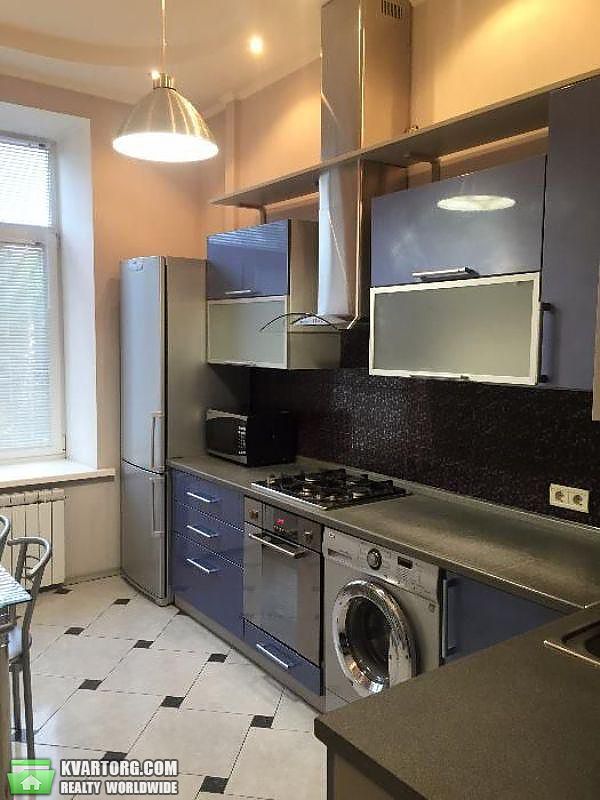 Rent out 2-room apartment. Киев,  Андреевская — photo 2