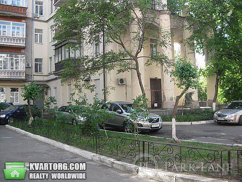 Sell 2-room apartment. Киев,  Лютеранская — photo 4