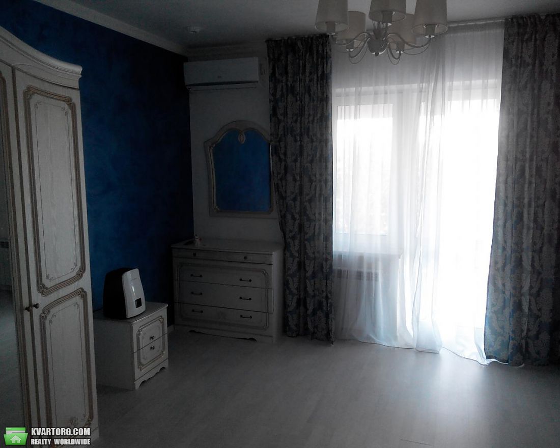 Rent out Townhouse. Киевская обл., Новые Петровцы — photo 10