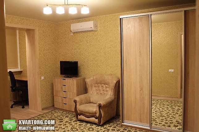 Rent out 1-room apartment. Киев, Яблунева — photo 1