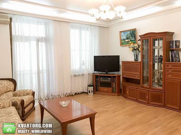 Rent out 4-room apartment. Киев,  Богомольца — photo 4