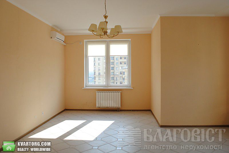 Sell multi-room apartment. Киев,  Дмитриевская — photo 8