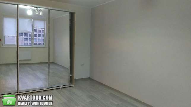 Rent out 1-room apartment. Киев,  Харьковское шоссе — photo 7