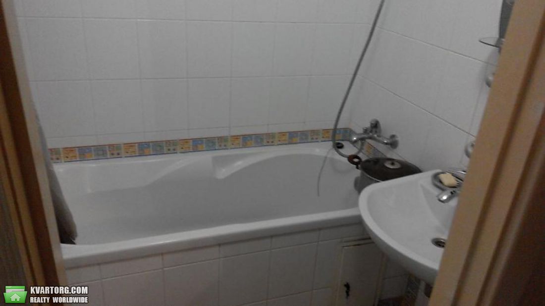 Sell 2-room apartment. Киев, Героев Сталинграда пр — photo 2