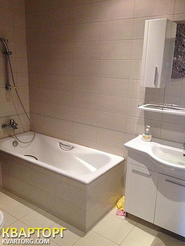 Rent out 3-room apartment. Киев,  Героев Сталинграда пр — photo 9