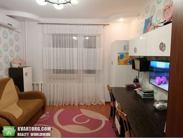Sell 3-room apartment. Киев,  Богатырская — photo 3