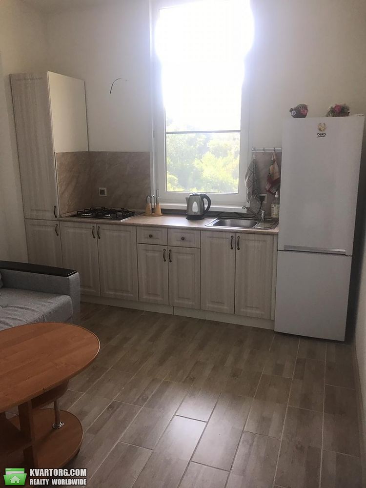 Rent out 1-room apartment. Киев, Бульвар Леси Украинки — photo 6