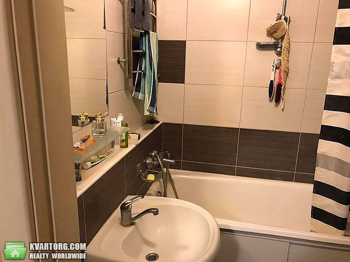 Rent out 2-room apartment. Киев,  Волго-Донская — photo 8