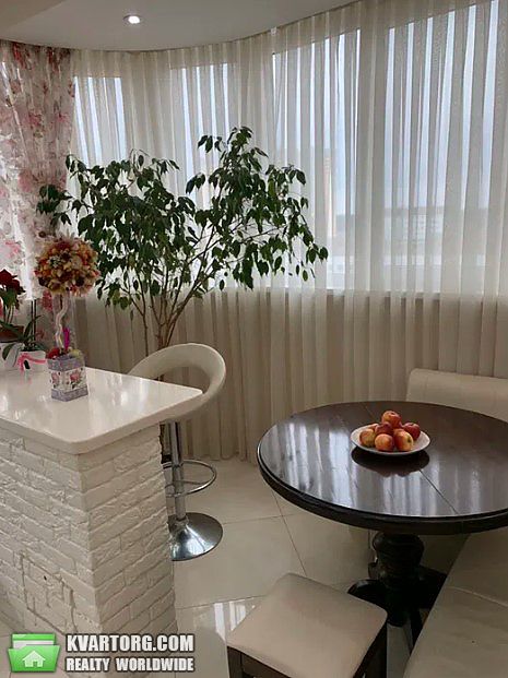 Sell 3-room apartment. Киев, Петра Калнышевского — photo 4