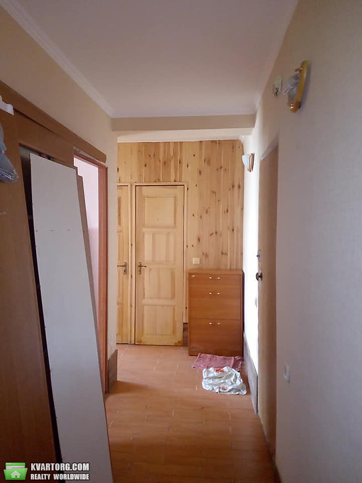 Rent out 2-room apartment. Киев, Энтузиастов ул. — photo 5