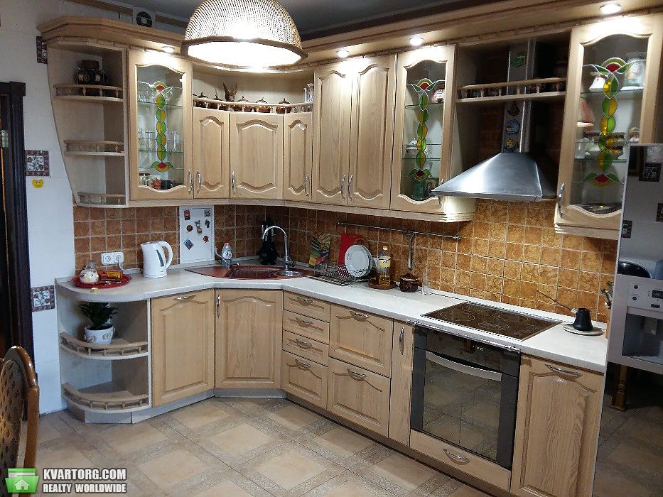 Rent out 4-room apartment. Киев,  Герцена — photo 3