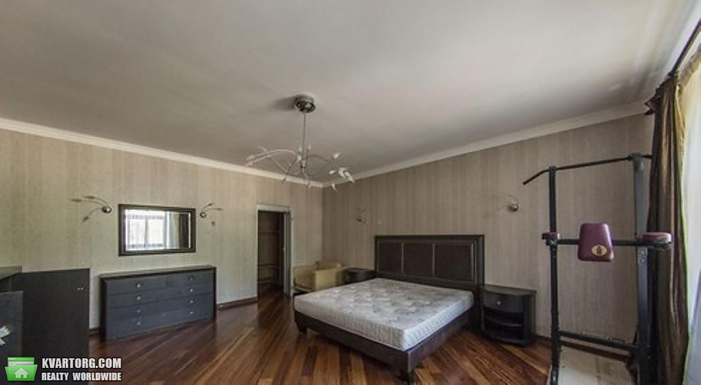 Rent out 4-room apartment. Киев,  Богдана Хмельницкого — photo 4