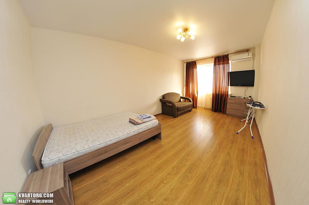 Rent out 1-room apartment. Харьков, Героев Труда — photo 4