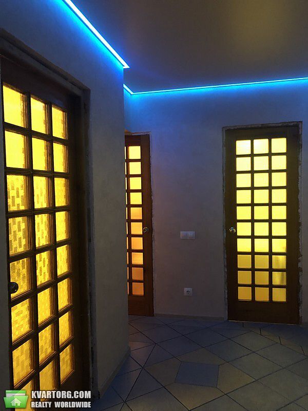 Sell 2-room apartment. Киев, Автозаводская — photo 9