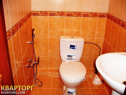 Rent out 2-room apartment. Киев, Индустриальная — photo 1