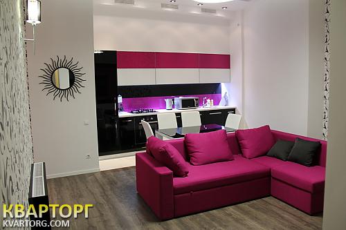 Rent out 3-room apartment. Харьков, Артёма — photo 1