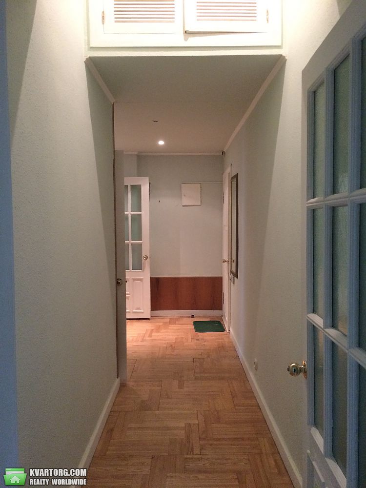 Sell 2-room apartment. Киев,  Тарасовская — photo 2