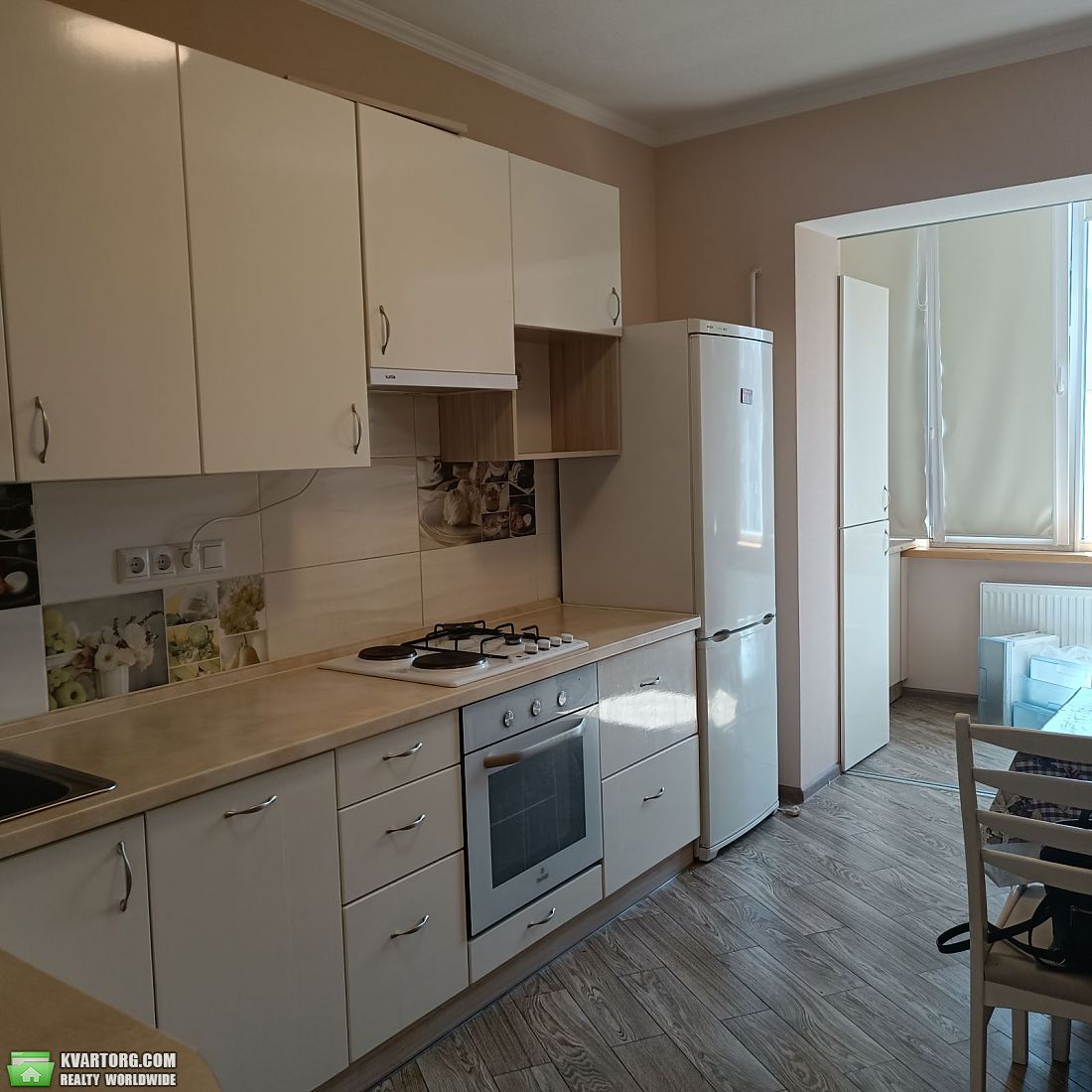 Rent out 1-room apartment. Киев, Собоорная — photo 1