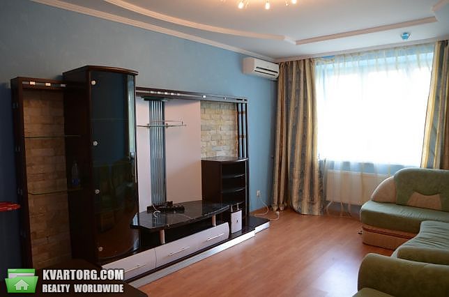 Rent out 1-room apartment. Киев,  Бестужева — photo 1