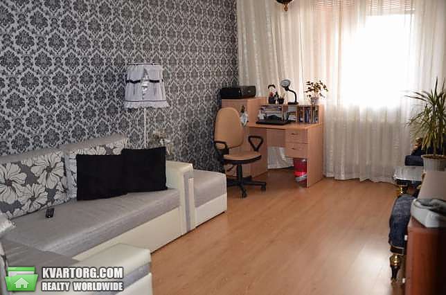 Sell 3-room apartment. Киев,  Саперно-Слободская — photo 1