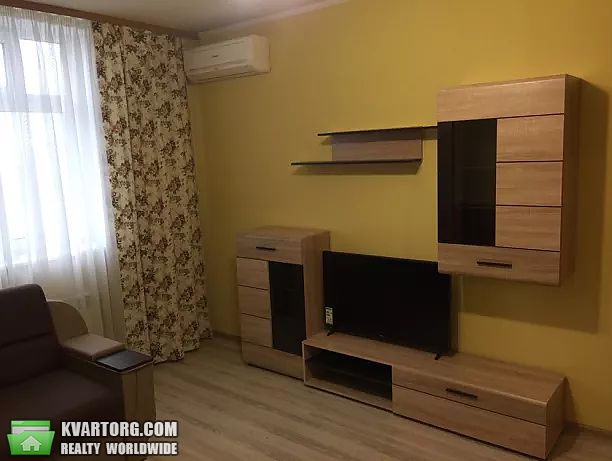 Rent out 1-room apartment. Киев,  Курнатовского — photo 6