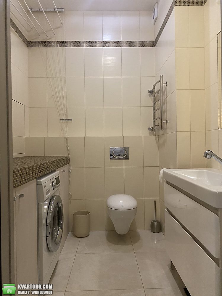 Rent out 3-room apartment. Киев, Драгомирова — photo 7