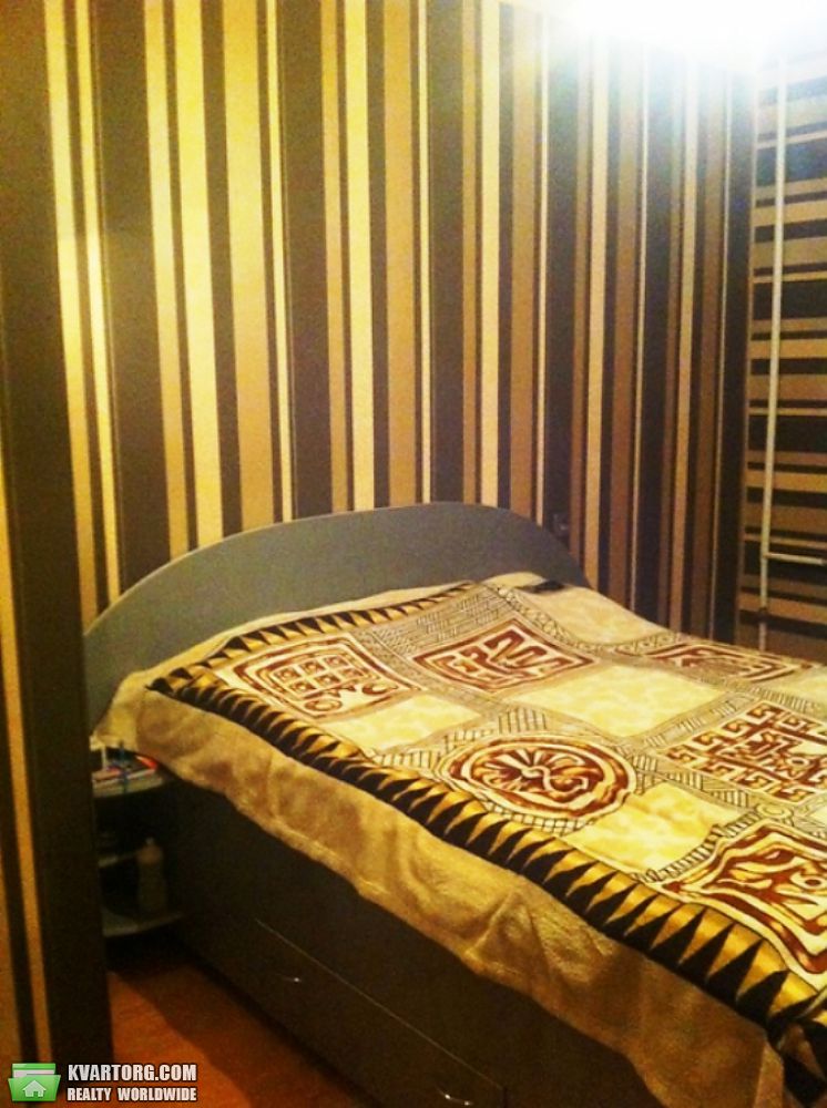 Sell 3-room apartment. Киев,  Срибнокильская — photo 4