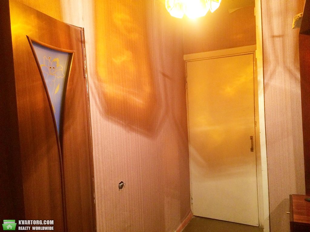 Sell 2-room apartment. Днепропетровск, ж/м Тополь-2 — photo 3
