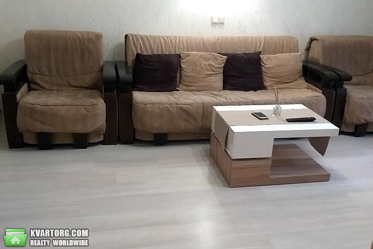 Rent out 2-room apartment. Киев,  40-летия Октября просп — photo 4