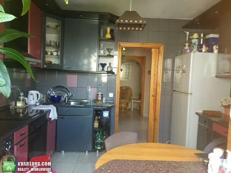 Sell 2-room apartment. Киев,  Стуса — photo 1