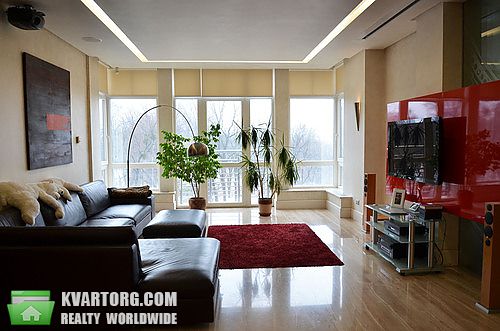 Rent out 4-room apartment. Киев,  Грушевского — photo 3