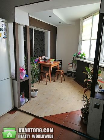 Sell 3-room apartment. Киев,  Ревуцкого — photo 1