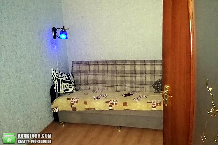 Rent out 3-room apartment. Киев,  Антонова — photo 4