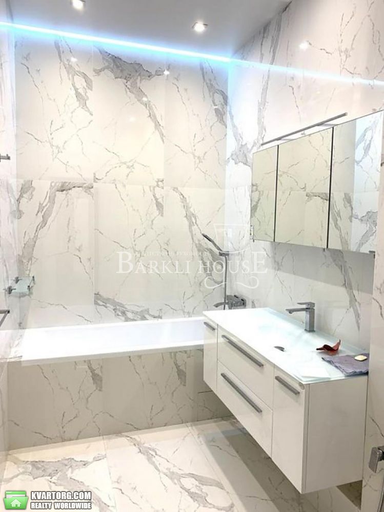 Rent out 3-room apartment. Киев, Никольско Слободская — photo 6