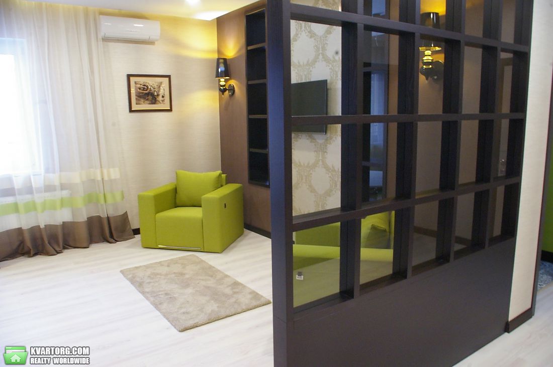 Rent out 3-room apartment. Киев,  Златоустовская — photo 4
