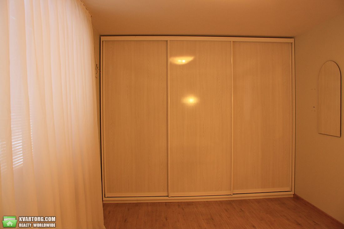 Rent out 2-room apartment. Днепропетровск, Шевченко — photo 2