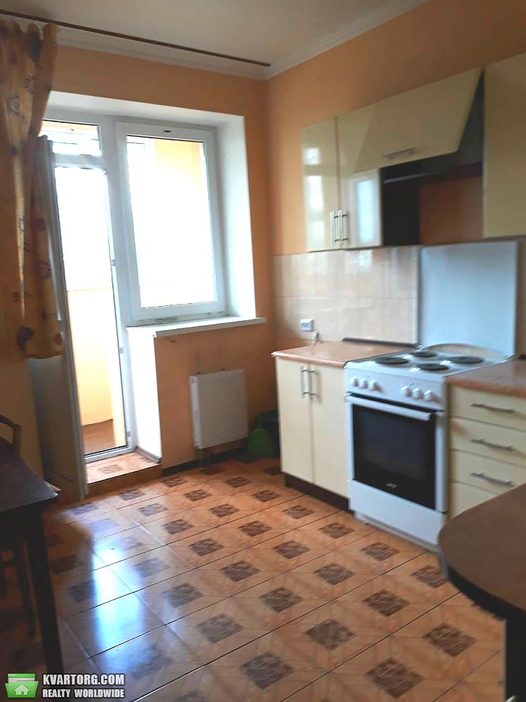 Sell 2-room apartment. Киев,  Наумова — photo 1