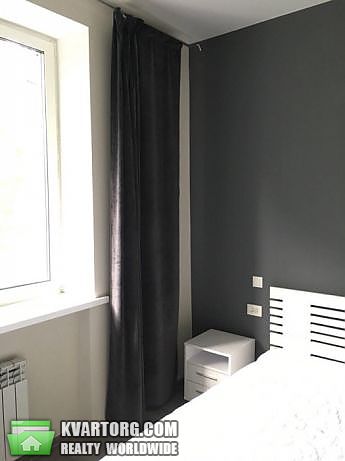 Rent out 2-room apartment. Киев,  Шмидта — photo 3