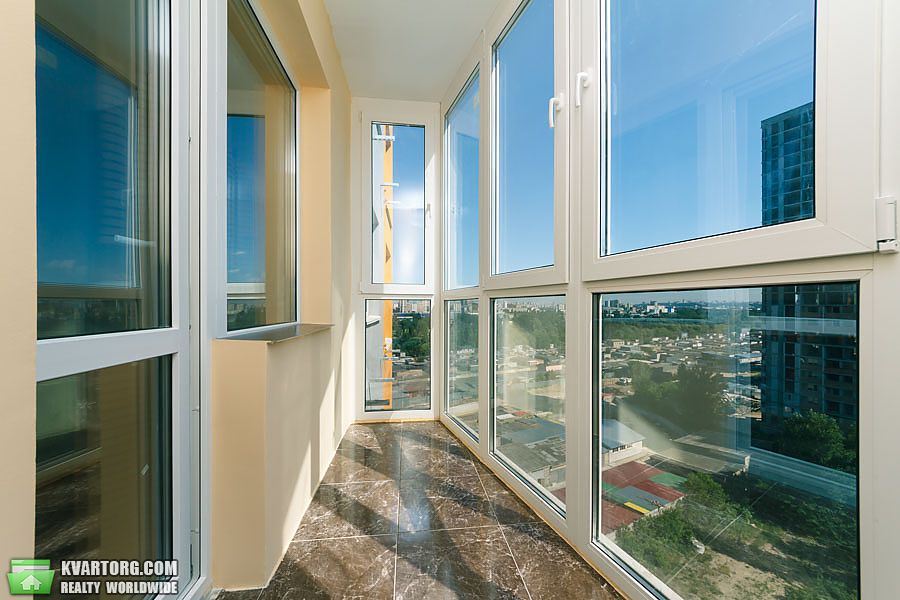 Rent out 1-room apartment. Киев, Площадь Шевченко — photo 1