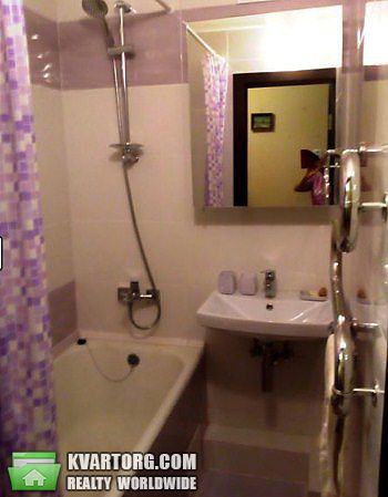 Rent out 2-room apartment. Киев,  Русановская наб — photo 4