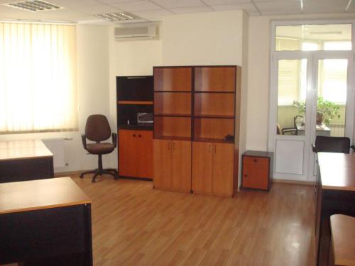 Rent out office. Киев, Щорса — photo 2