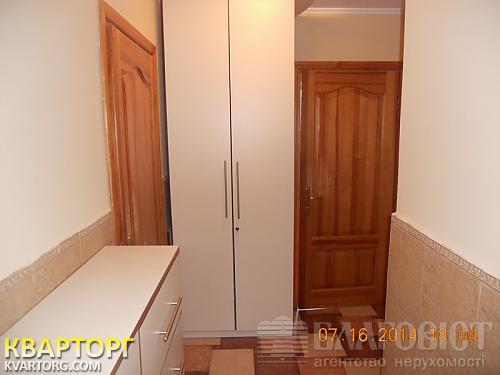 Sell 2-room apartment. Киев,  Лабораторная — photo 9